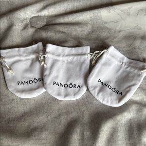 Pandora Classic White Jewelry Pouches